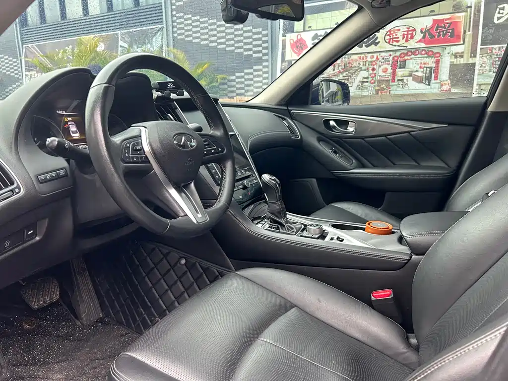 Infiniti Q50 L 2.0 T Comfort Enjoyment CN-VI