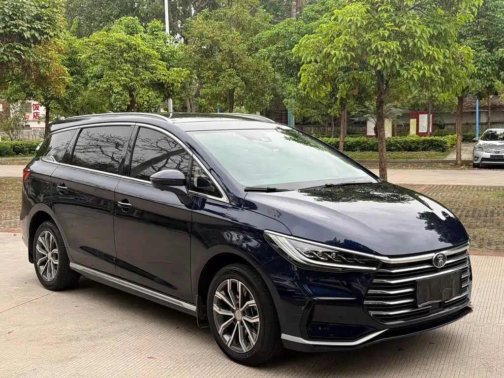 Song MAX Upgraded 1.5 T Auto Flagship 6-seat