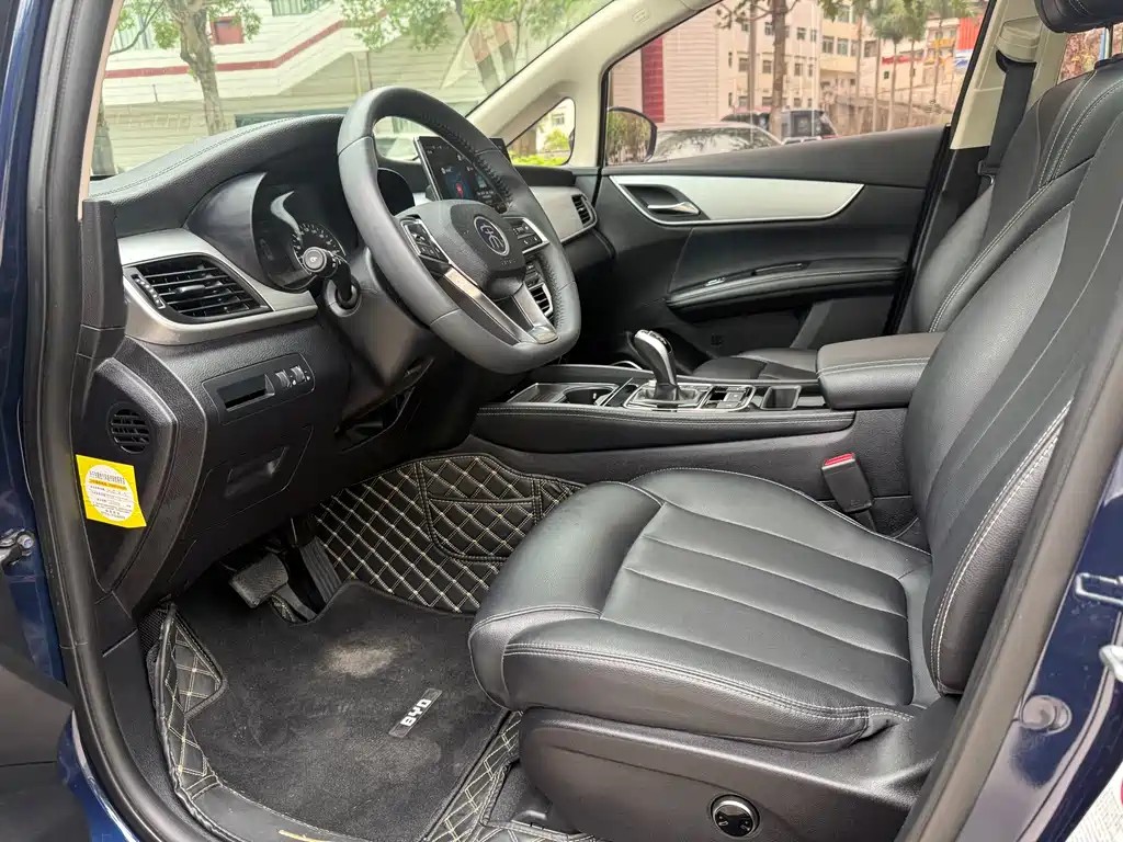 Song MAX Upgraded 1.5 T Auto Flagship 6-seat
