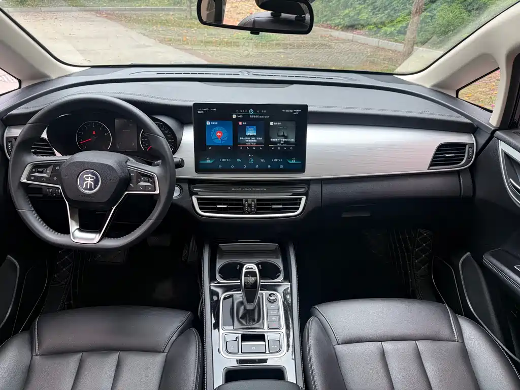 Song MAX Upgraded 1.5 T Auto Flagship 6-seat