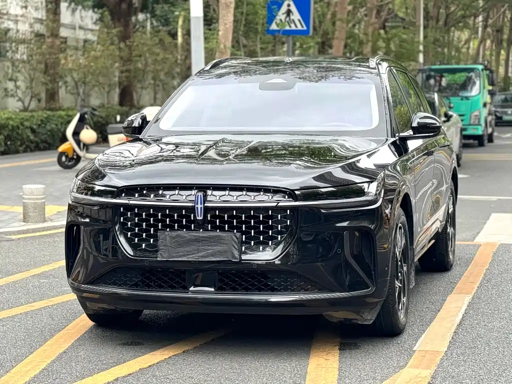 Nautilus 2.0 T 4 WD Comfort Supreme Hybrid
