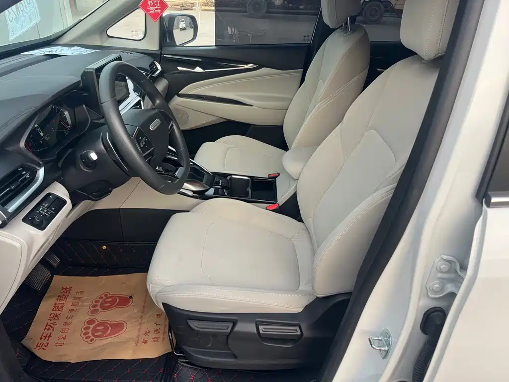 Maxus G50 大通G50 2024款 改款 PLUS 1.5 T 幸福推荐自动巡航版