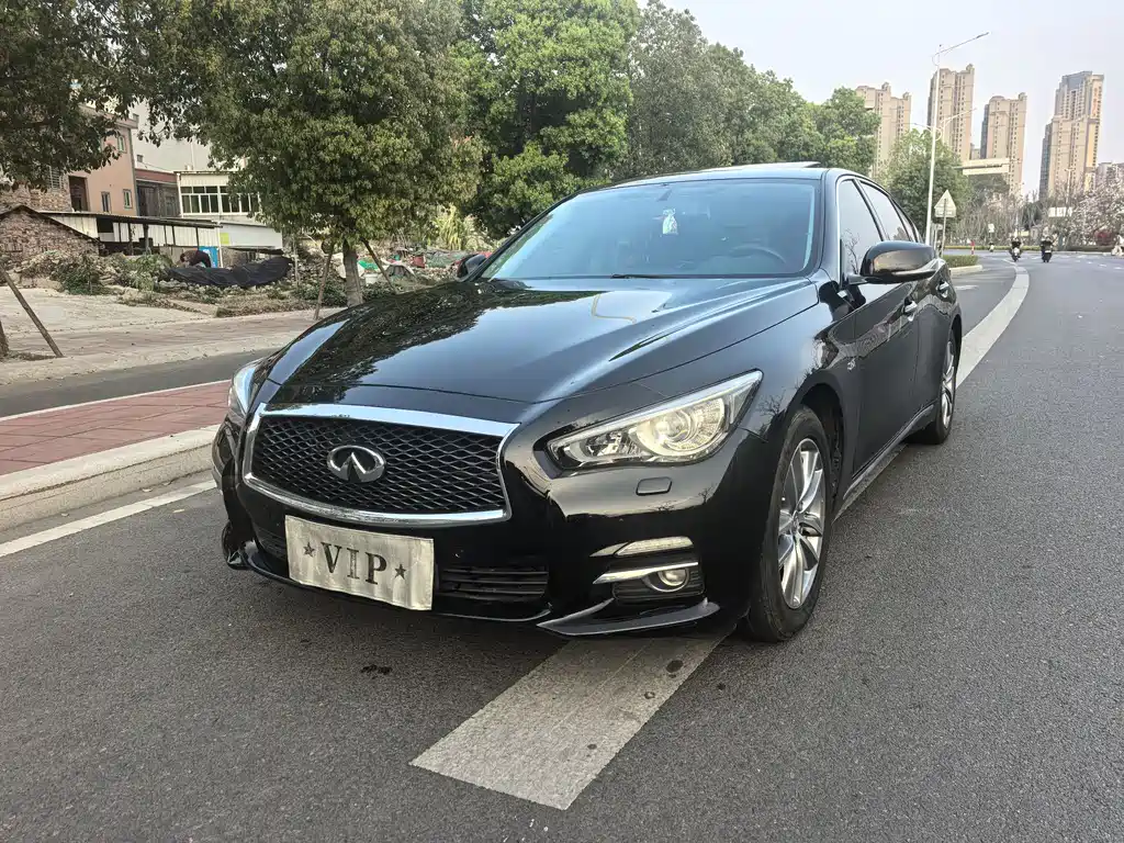 Infiniti Q50 L 2.0 T Joy