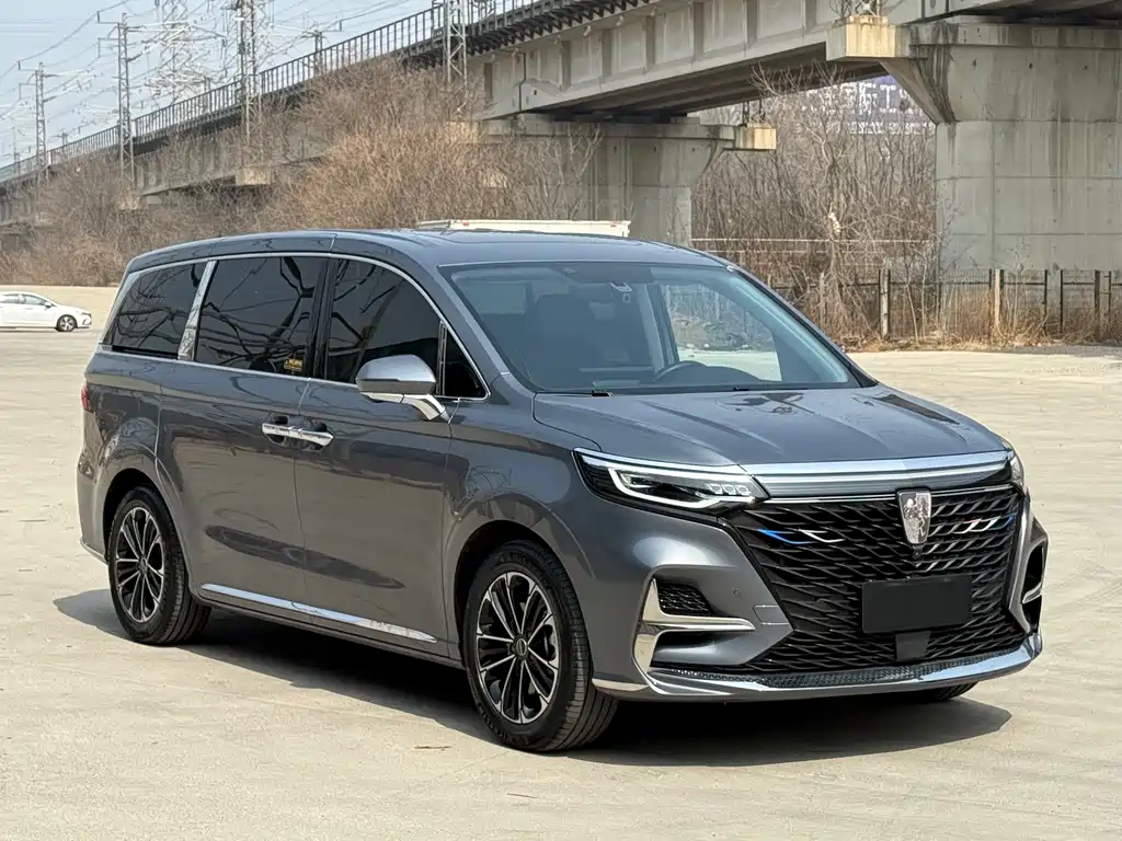 Roewe iMAX8 400 TGI