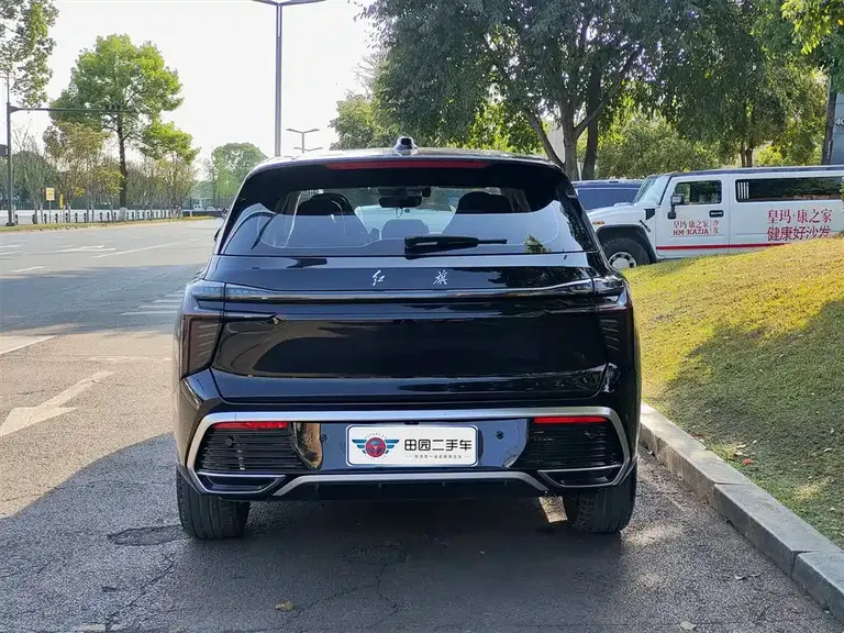 Hongqi HS3 1.5 T Aspire
