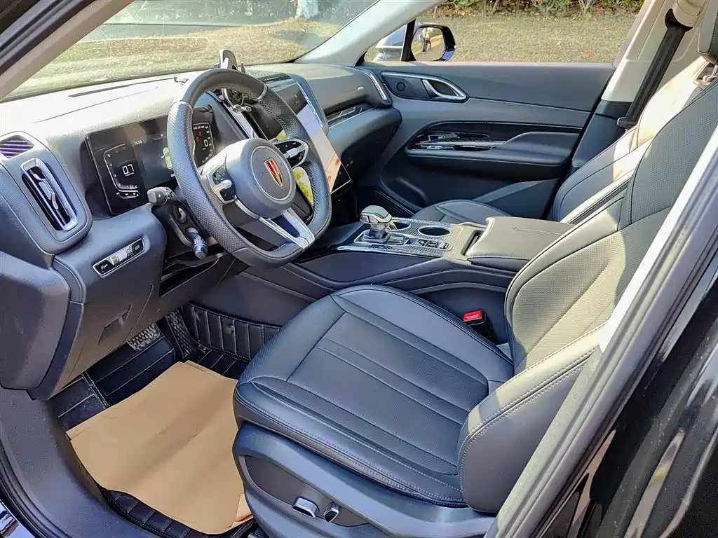 Hongqi HS3 1.5 T Aspire