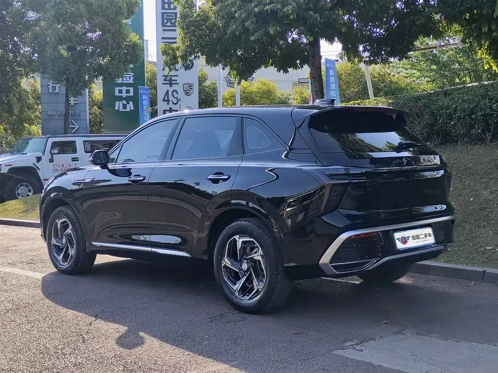 Hongqi HS3 1.5 T Aspire