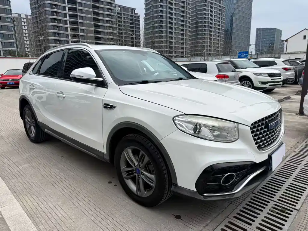 Junma MEET 3 君马MEET 3美图3 2018款 1.5 T CVT舒适型
