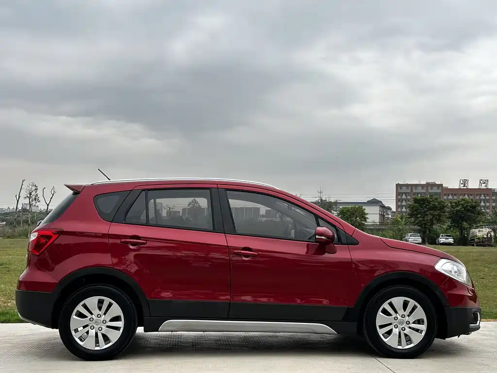 S-Cross 1.6 L CVT 2 WD Elite