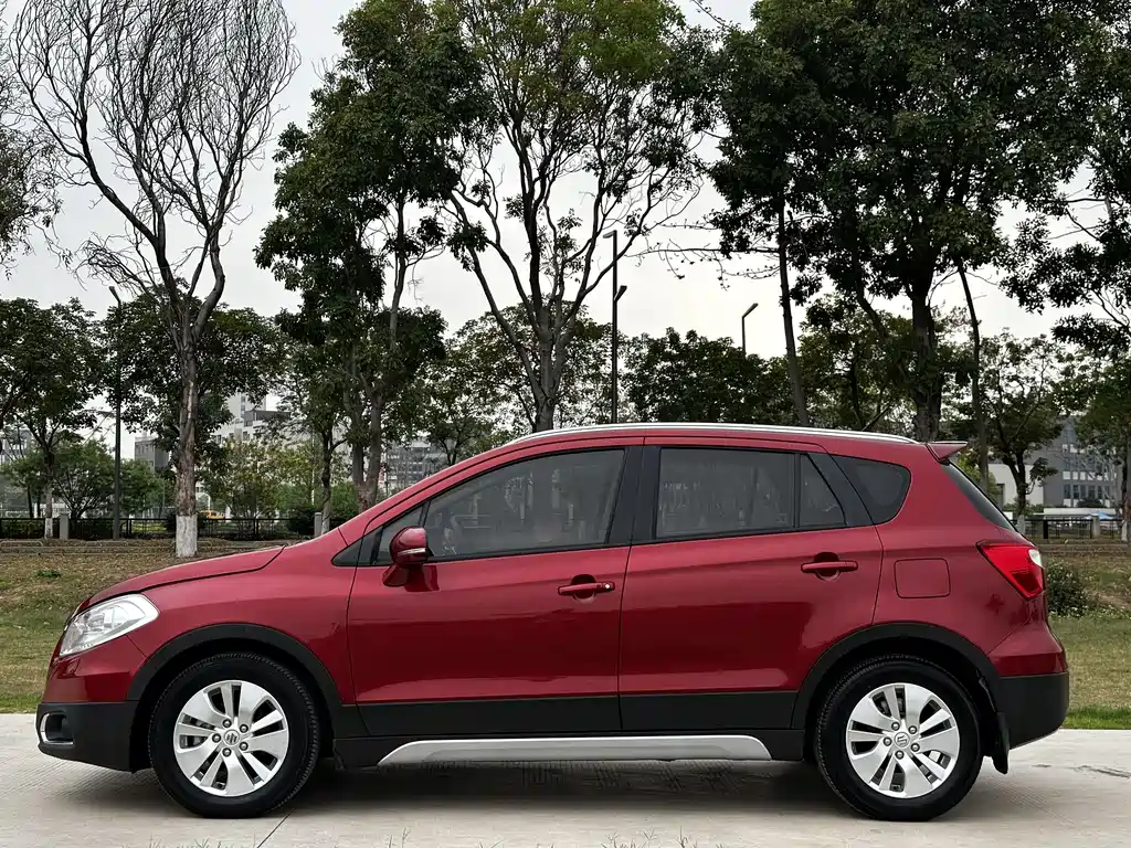 S-Cross 1.6 L CVT 2 WD Elite