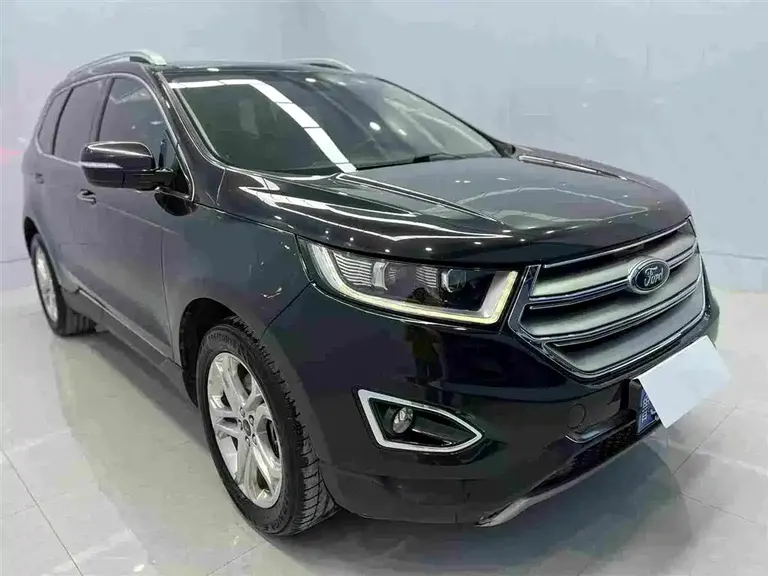 Ford Edge 2.0 T GTDi 4 WD Grand Sharp