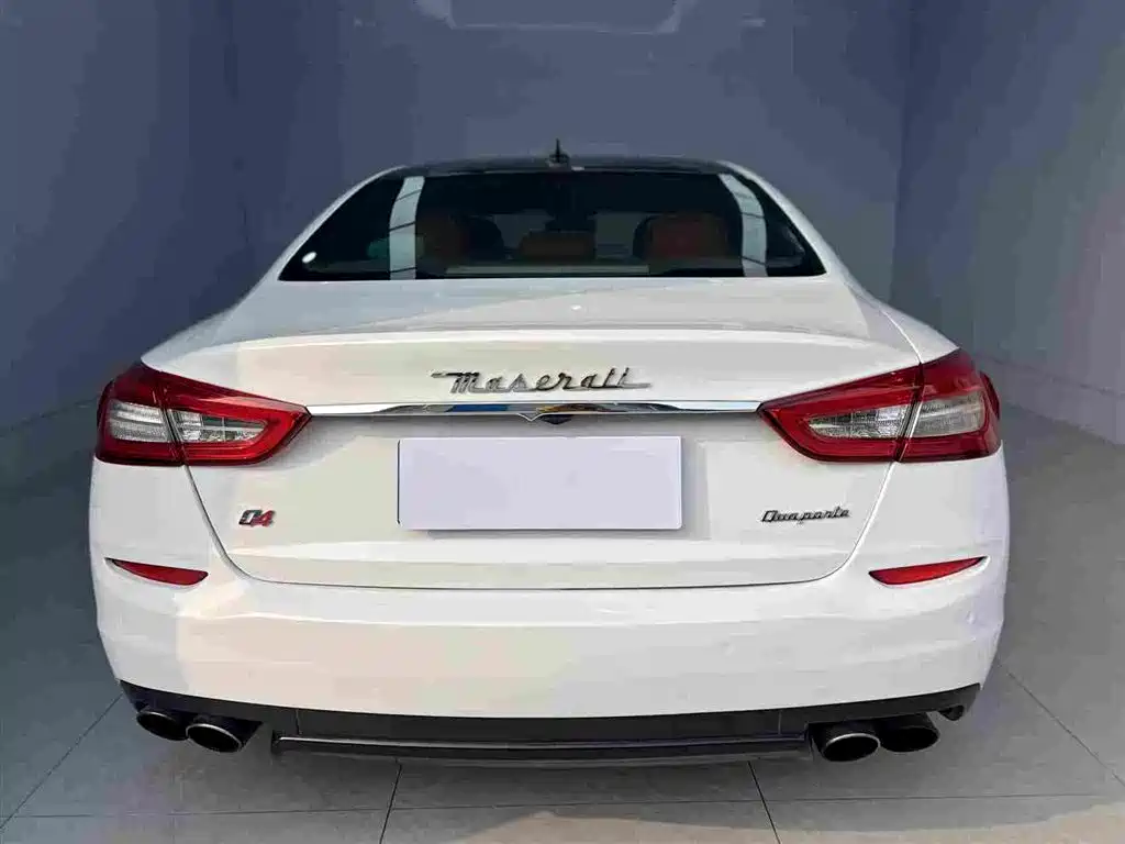 Quattroporte 3.0 T Standard