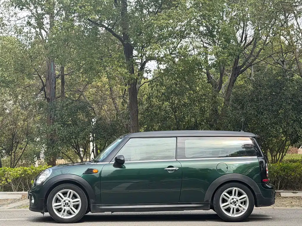 MINI COUNTRYMAN 1.6 L COOPER Excitement