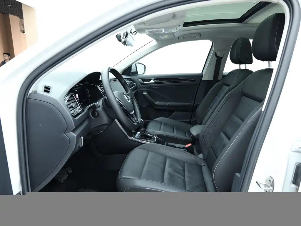 T-ROC 280 TSI DSG 2 WD Comfort Enjoyment PLUS