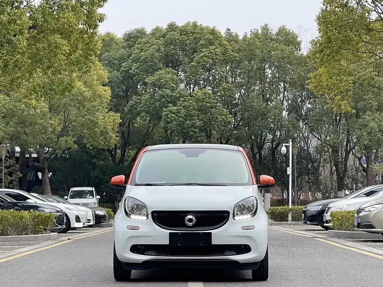 smart forfour 1.0 L 52 kW Passion