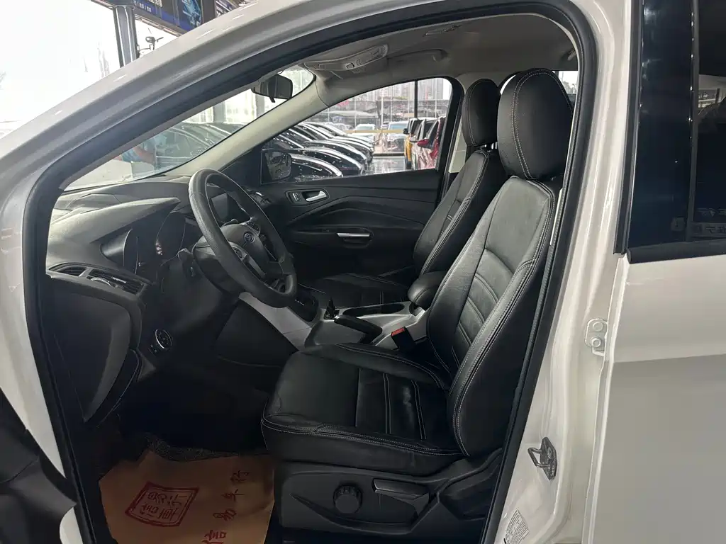 Kuga 1.5 L GTDi 2 WD Style
