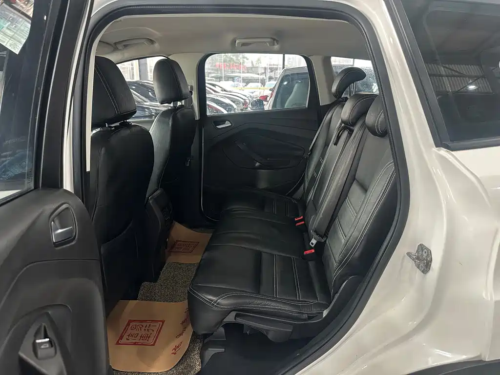 Kuga 1.5 L GTDi 2 WD Style