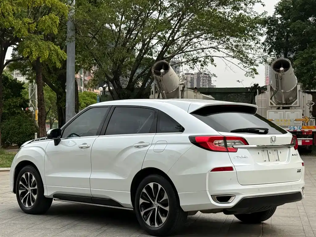 Avancier 240 TURBO 2 WD Premium