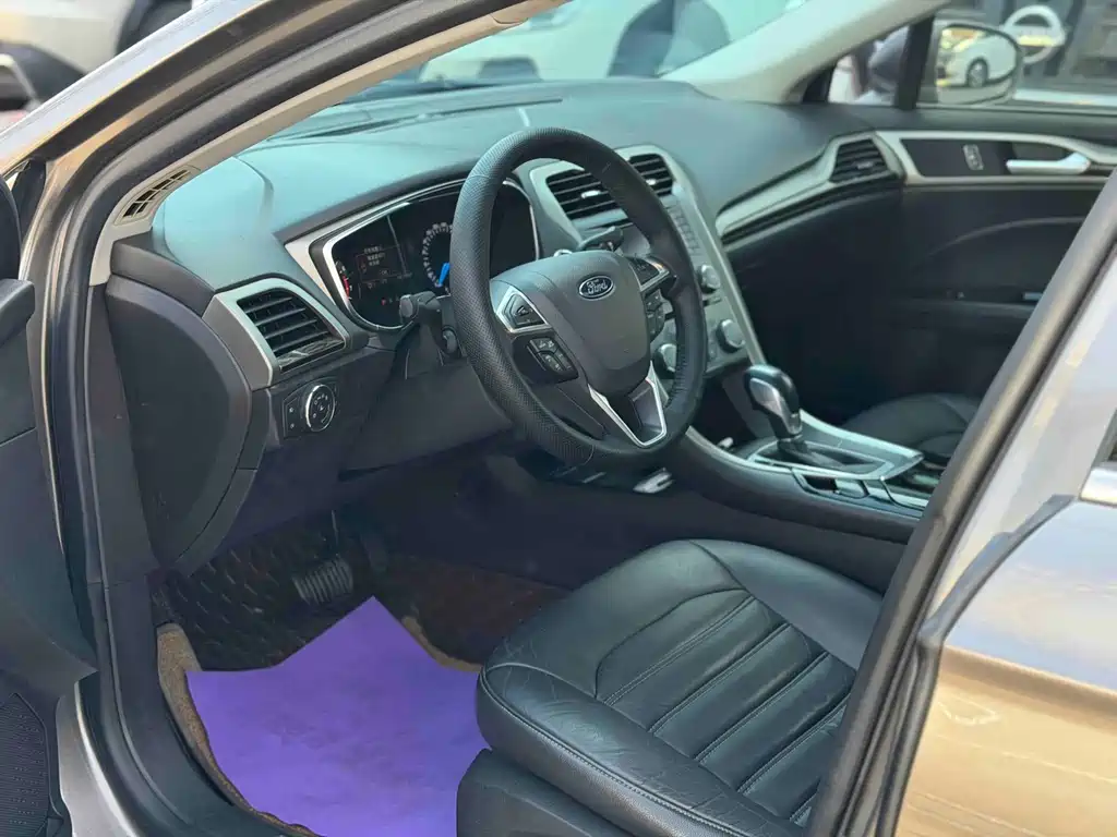 Mondeo 2.0 L GTDi200 Fashion