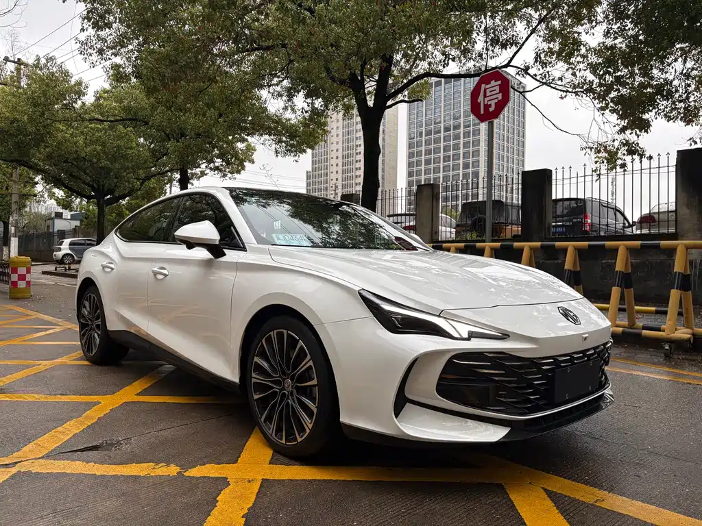 MG7 1.5 T DCT Supreme Beauty Grace