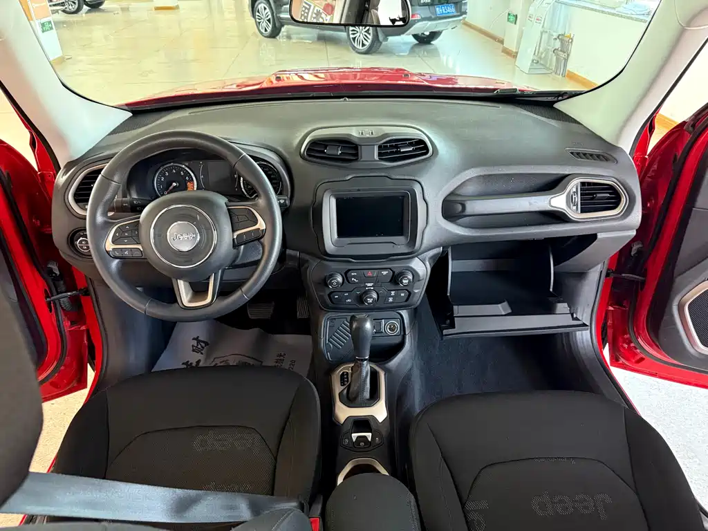 Renegade Connected Large Screen 180 T Auto High Energy