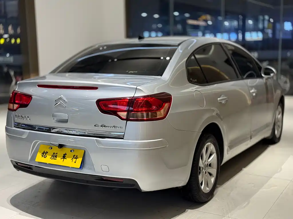 C-Quatre 世嘉 2009款 三厢 1.6 L 自动时尚型