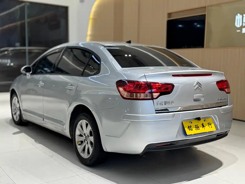 C-Quatre 世嘉 2009款 三厢 1.6 L 自动时尚型