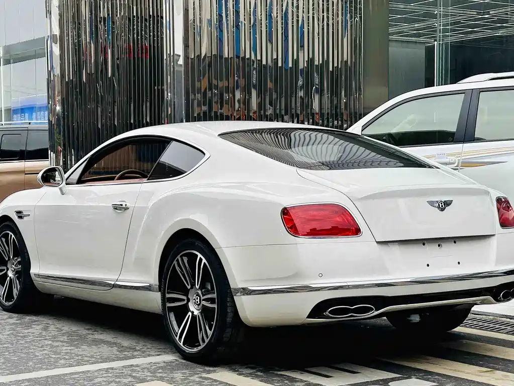 Continental GT 4.0 T GT V8 S Standard