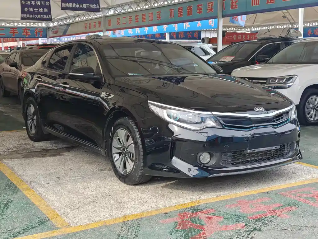 Kia K5 起亚K5 2016款 2.0 L hybrid PRM