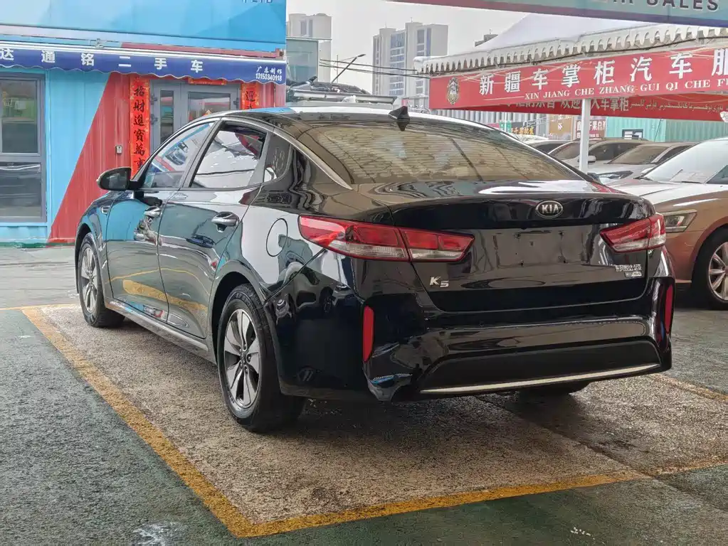 Kia K5 起亚K5 2016款 2.0 L hybrid PRM