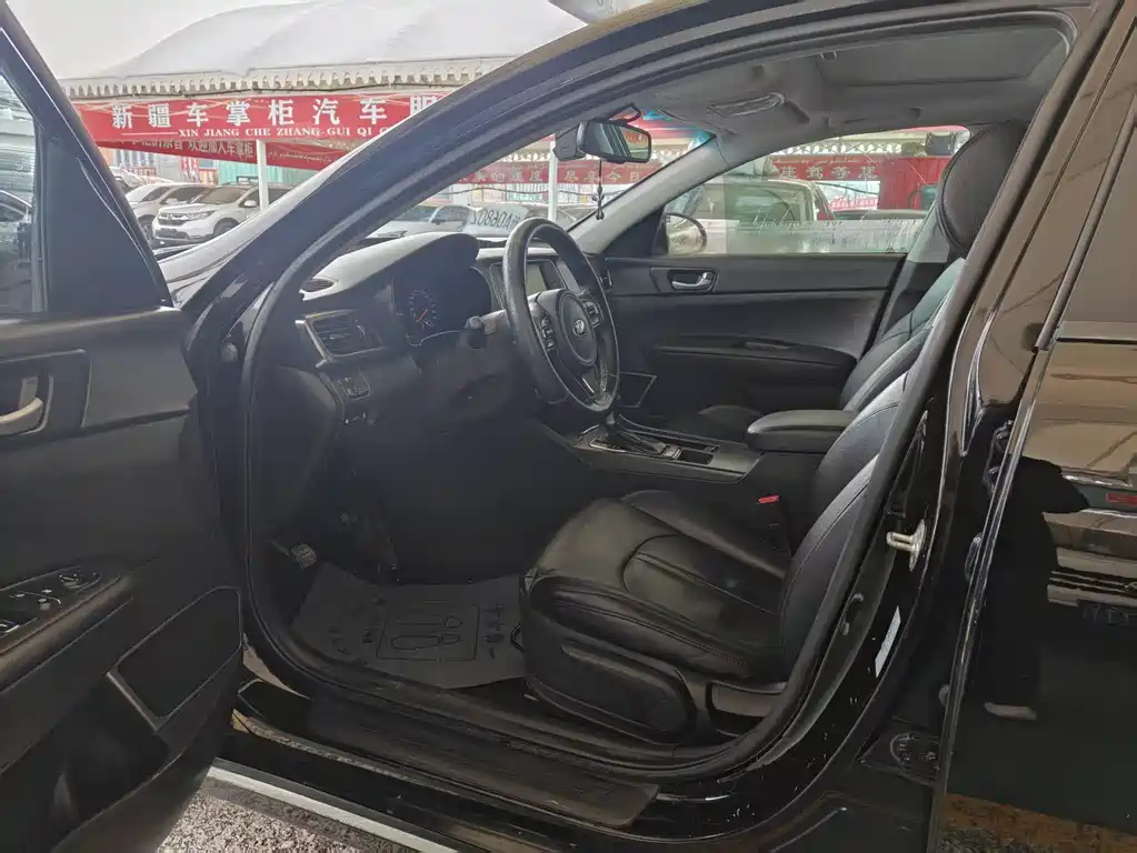 Kia K5 起亚K5 2016款 2.0 L hybrid PRM