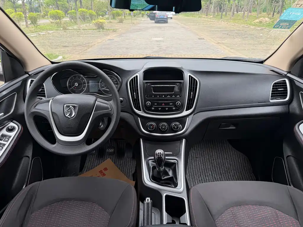 Baojun 560 1.8 L Manual Comfort