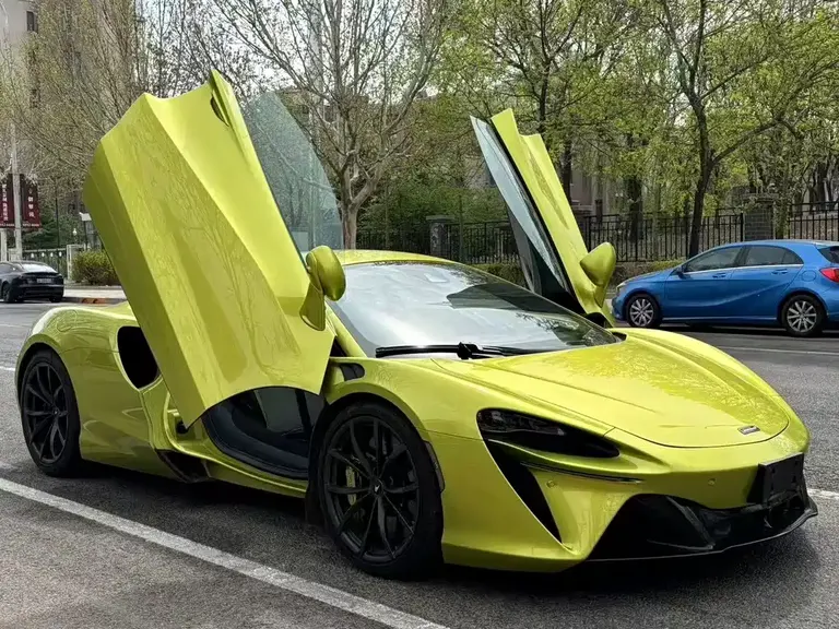 McLaren Artura Artura 2021款 3.0 T Hybrid 标准型