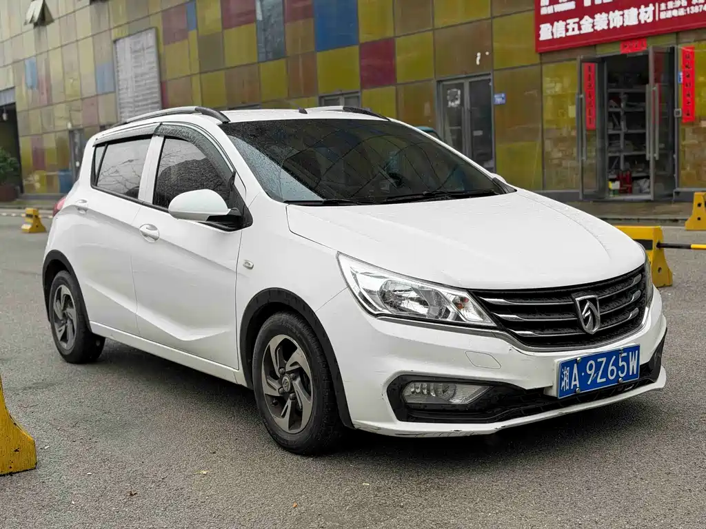 Baojun 310 1.5 L Auto Fashion