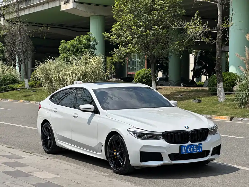 BMW 6 Series GT 630 i M Sport Package