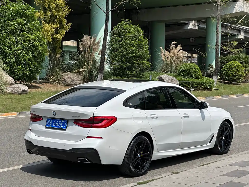 BMW 6 Series GT 630 i M Sport Package