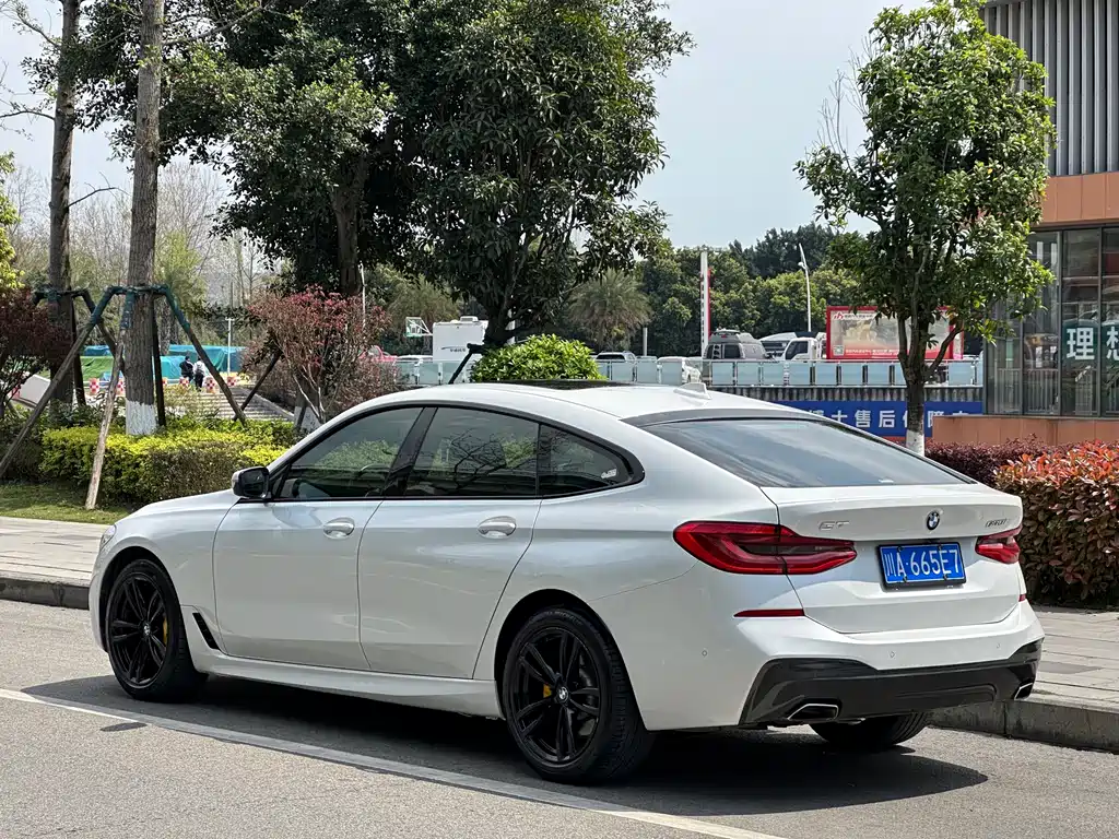 BMW 6 Series GT 630 i M Sport Package