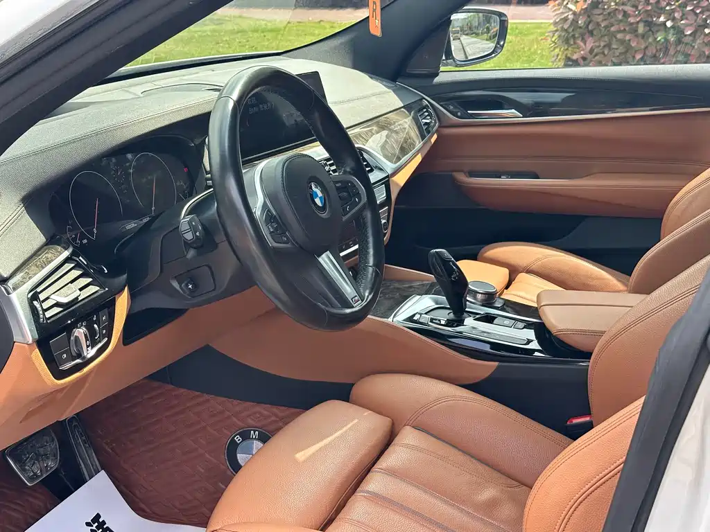 BMW 6 Series GT 630 i M Sport Package