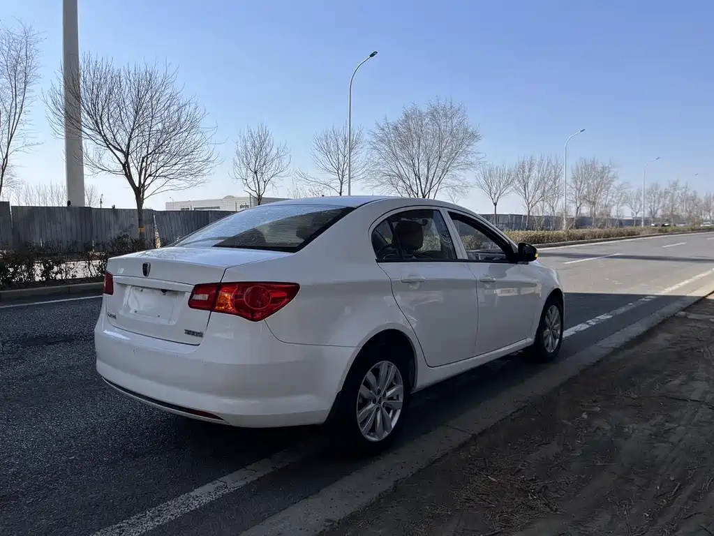Roewe 350 1.5 L Auto Luxury Sunroof