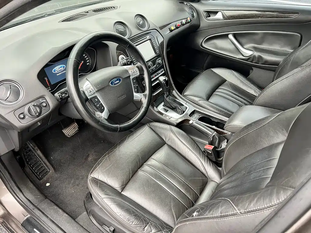 Mondeo 2.0 L GTDi200 Luxury