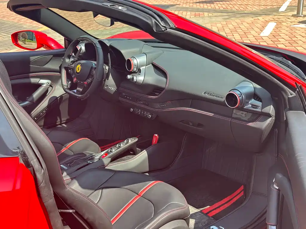 Ferrari F8 Spider 3.9 T V8