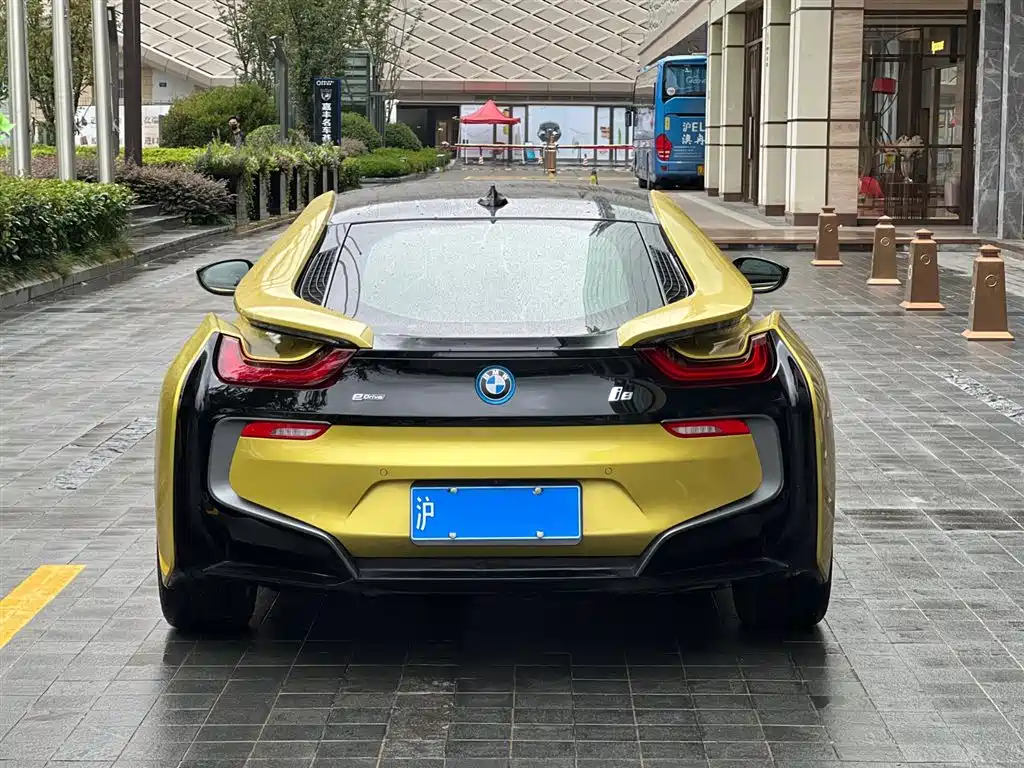 BMW i8 Limited