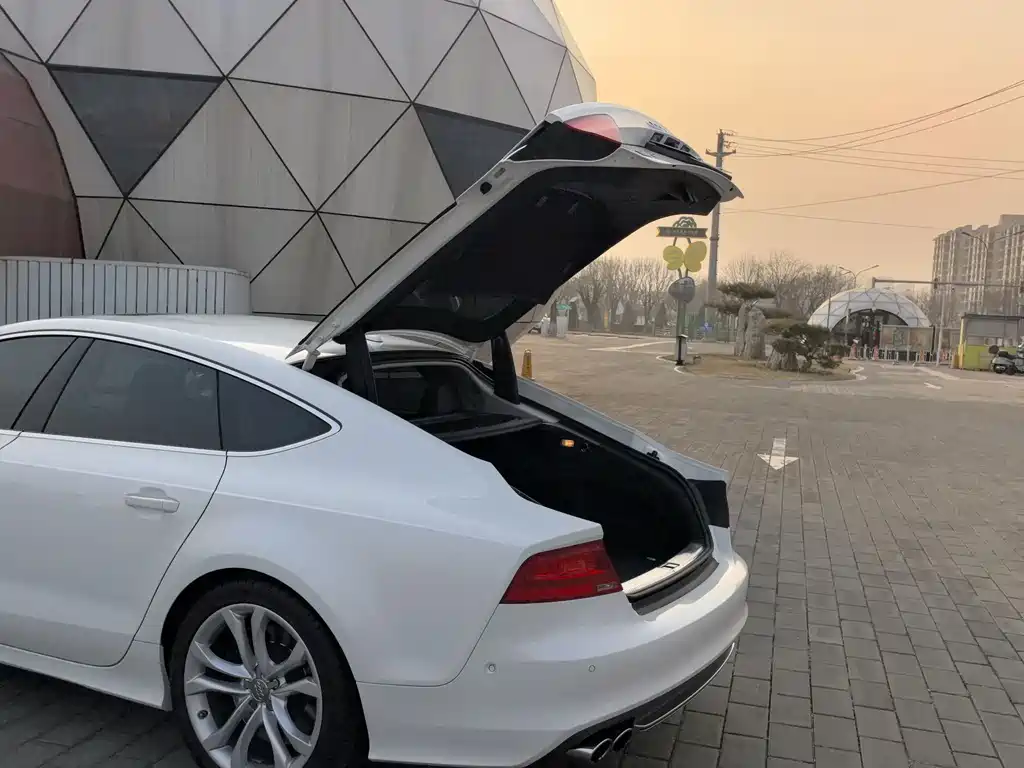 Audi S7 4.0 TFSI quattro