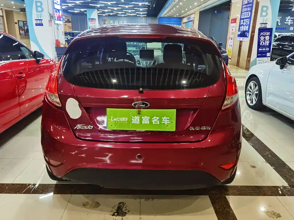 Fiesta Hatchback 1.5 L Auto Fashion