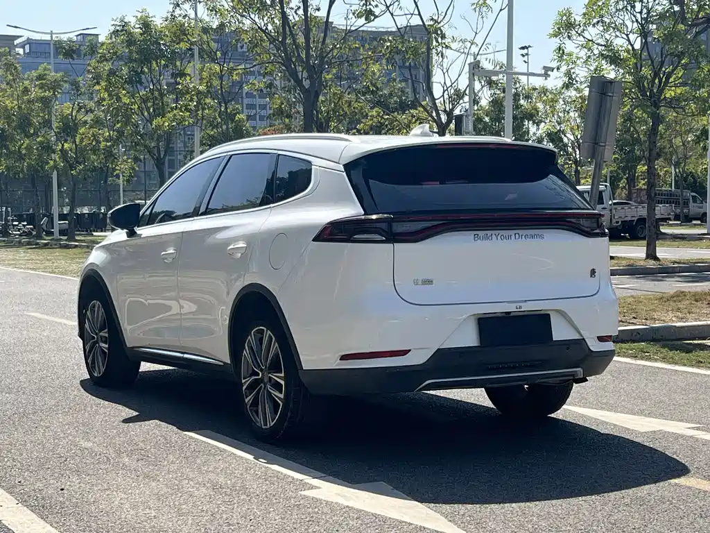 Tang 2.0 T Auto Connected Honored 7-seat CN-V
