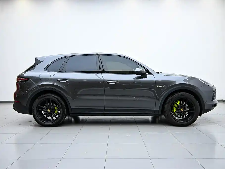 Cayenne NEV Cayenne E-Hybrid 2.0 T