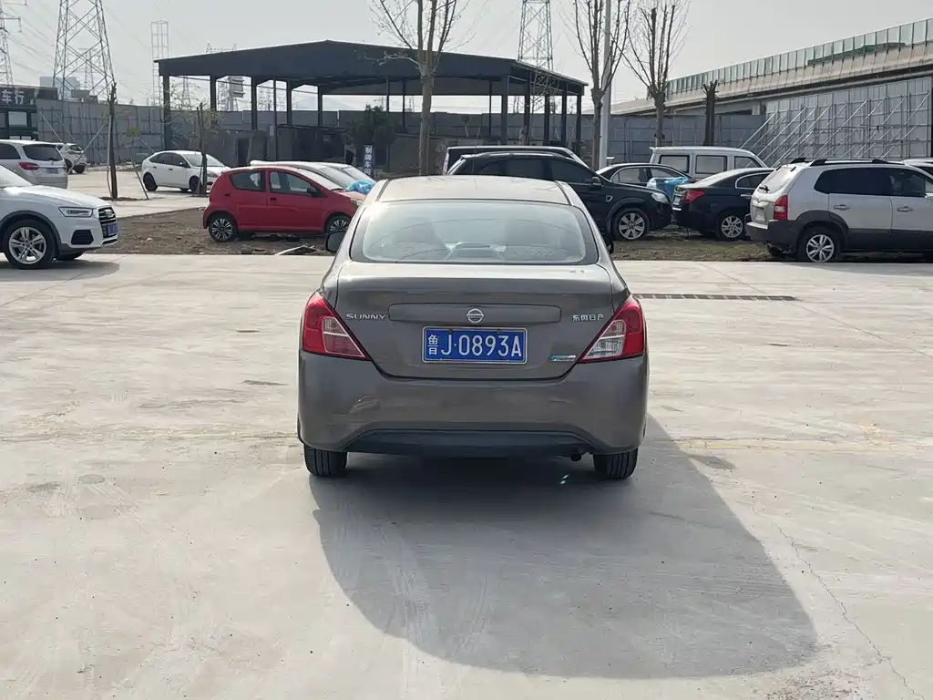 Sunny 1.5 XE CVT Comfort