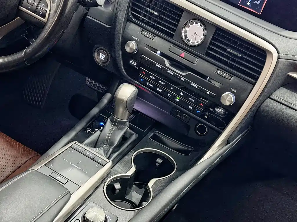 Lexus RX 300 2 WD Elite CN-VI