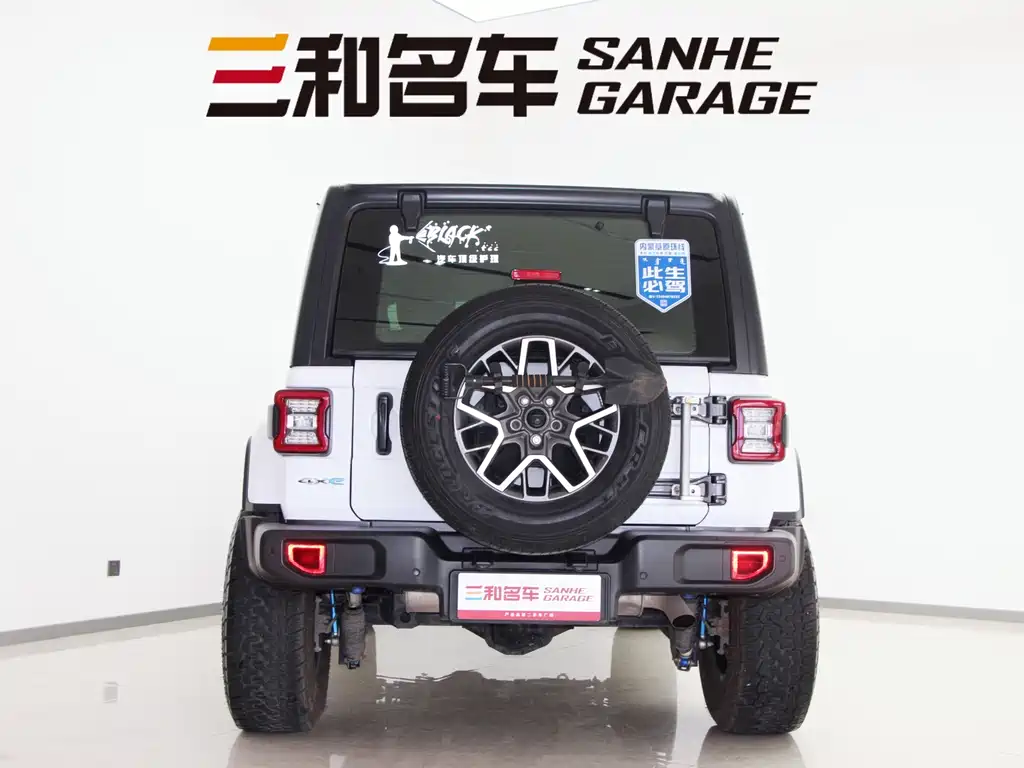 Wrangler NEV 4-door 2.0 T 4 xe Sahara