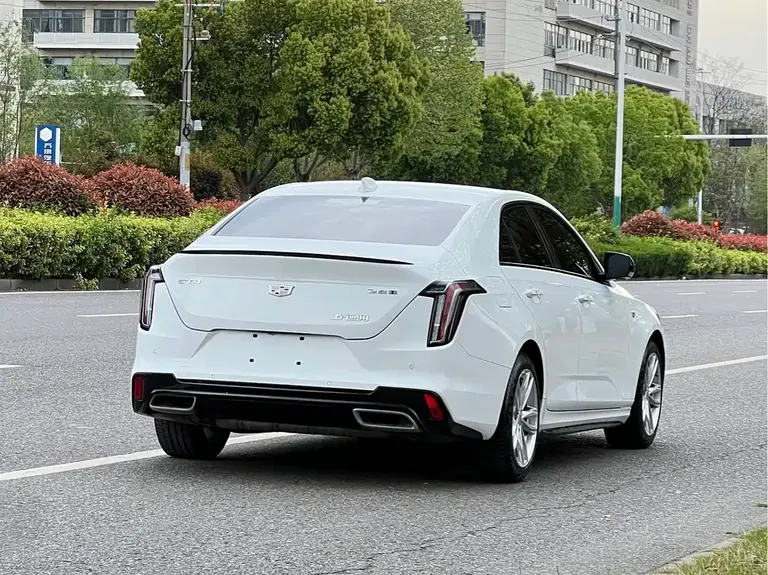 Cadillac CT4 28 T Style